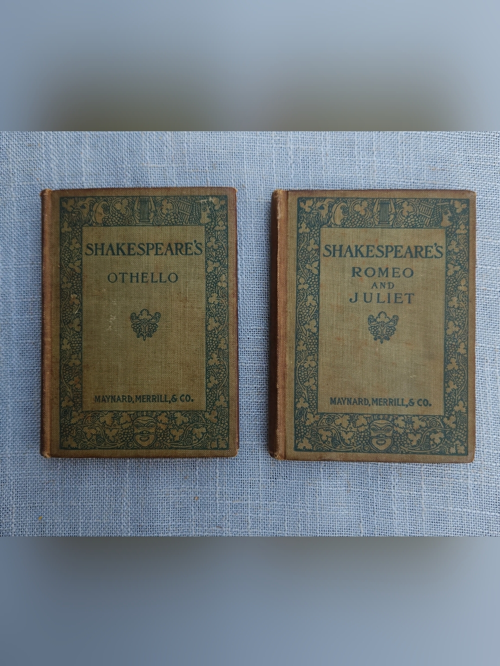 Antique Shakespeare's Othello & Romeo and Juliet Twin Hardcover Set
